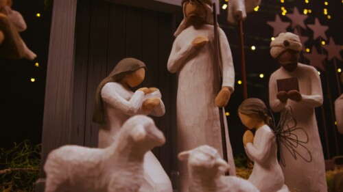 The Nativity set figurine